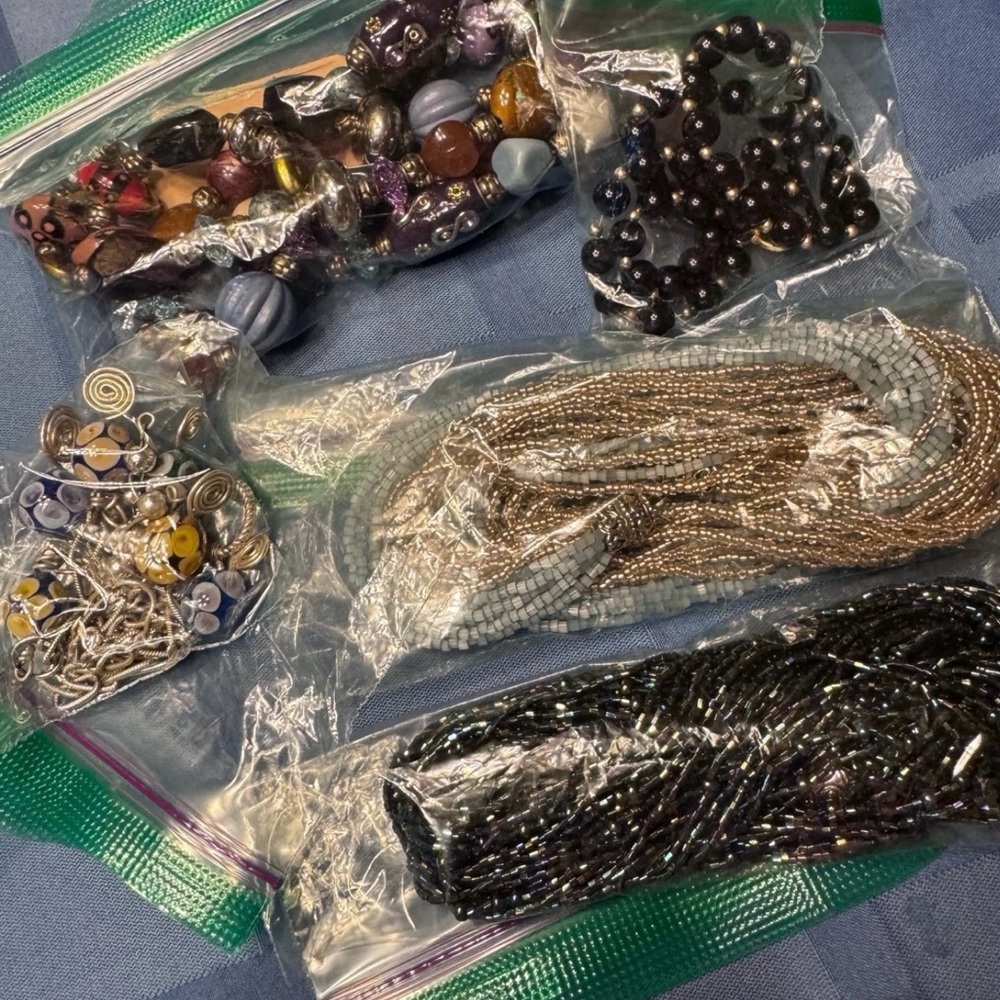 Whimsical, Vintage and Statement necklace pieces (5)
